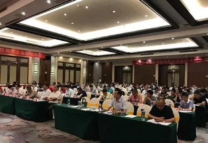 劉萬青受邀參加2019全國各地表面工程(電鍍)行業(yè)協(xié)會理事長、秘書長聯(lián)席會